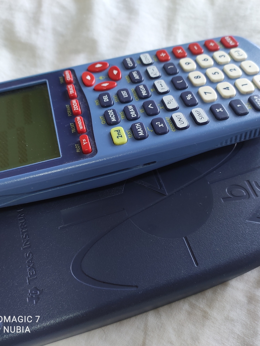 Texas Instruments TI-73 EXPLORER - Picture 6 of 7